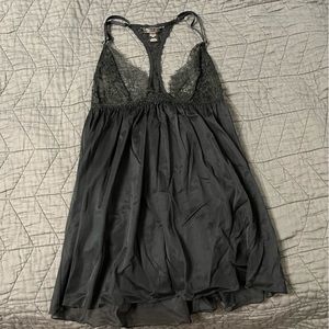 Victoria’s Secret lace/chiffon babydoll cami